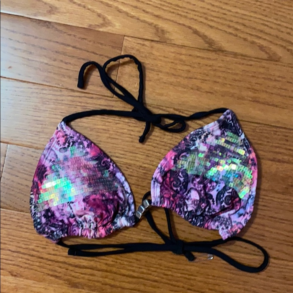 Endless sun bikini top